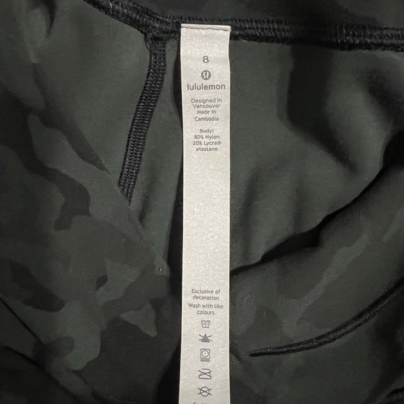 Lululemon Leggings size 8 and 25” Long. - Picture 4 of 4